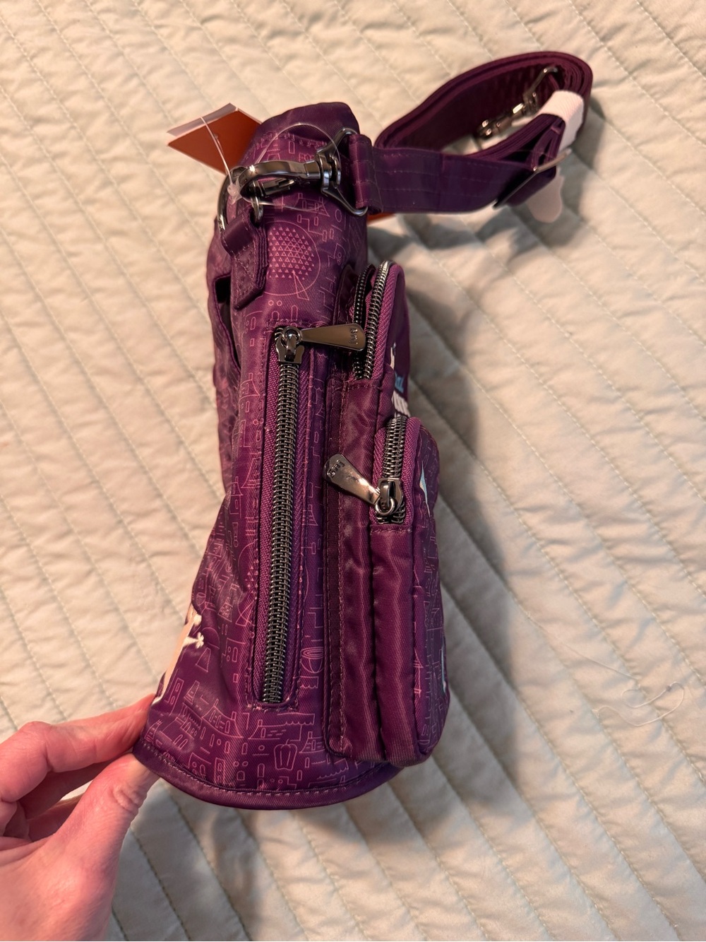 LUG EPCOT International Food & Wine Festival 2025 Purple Crossbody Bag - Picture 4 of 6
